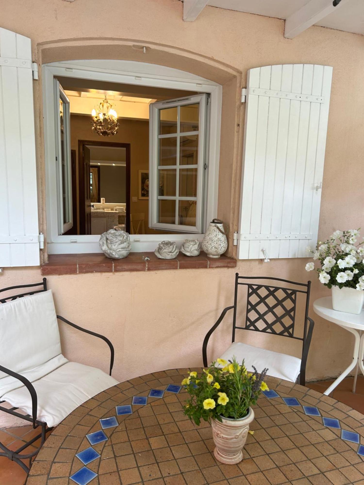 La Villa Rosalie Ventabren Экстерьер фото