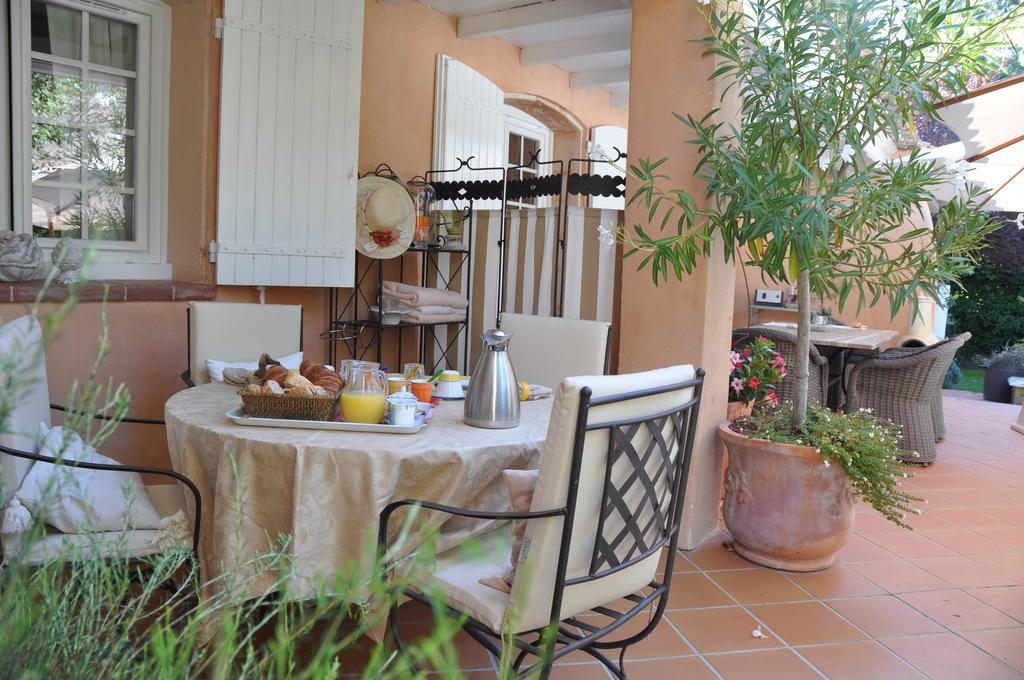 La Villa Rosalie Ventabren Экстерьер фото