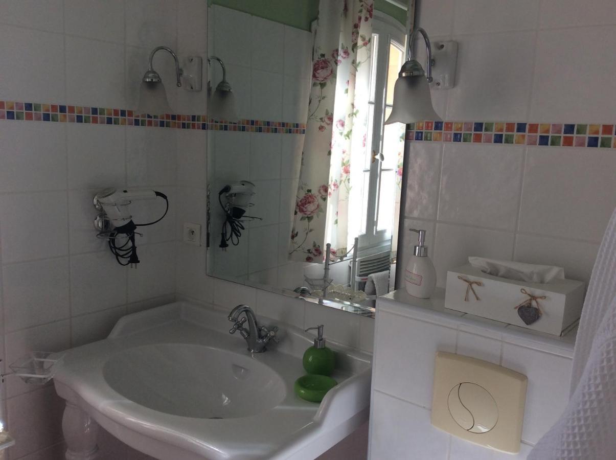 La Villa Rosalie Ventabren Экстерьер фото