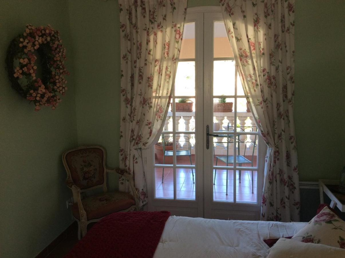 La Villa Rosalie Ventabren Экстерьер фото
